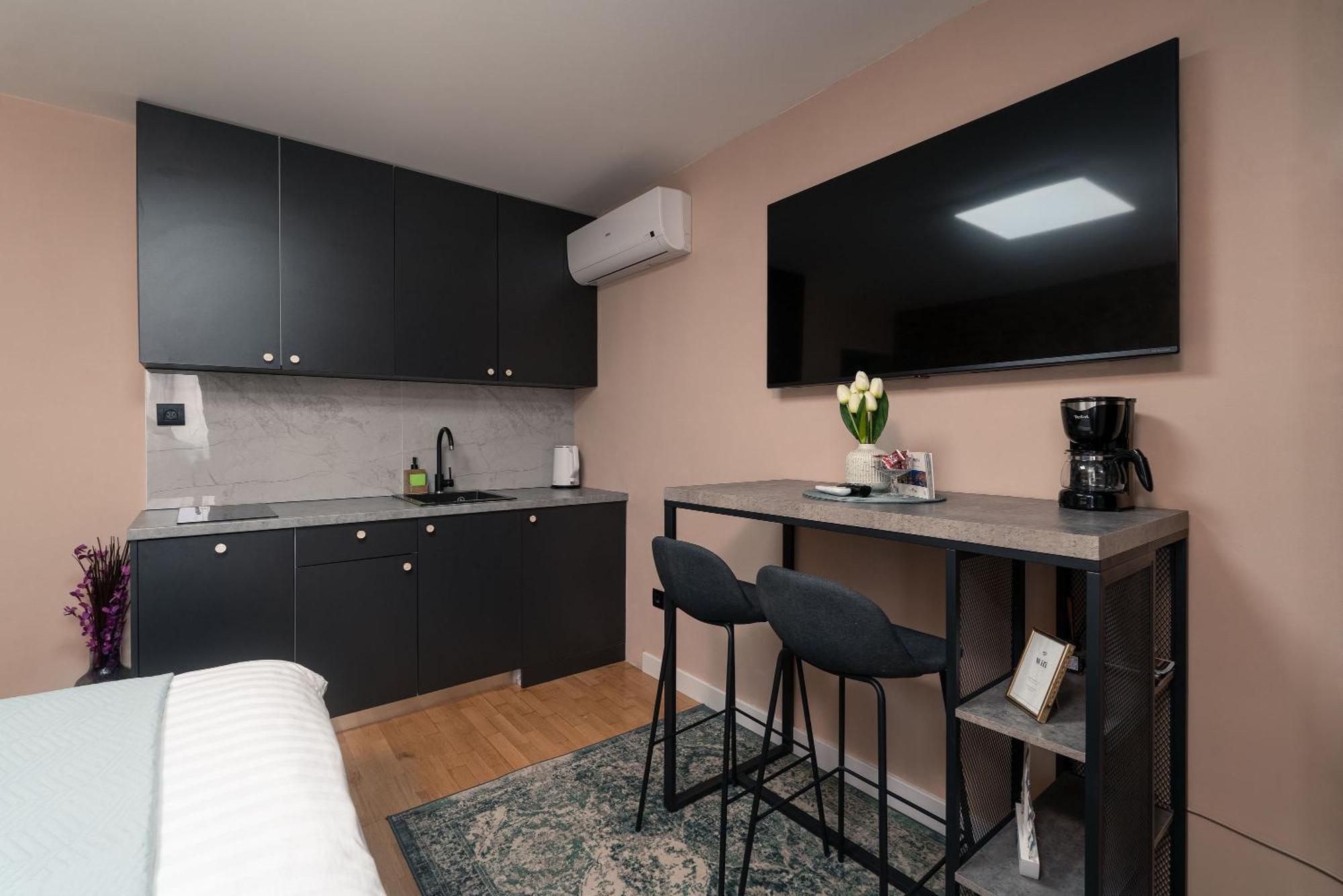 Sapphire Studio Apartment With Free Private Parking دوبروفينك المظهر الخارجي الصورة